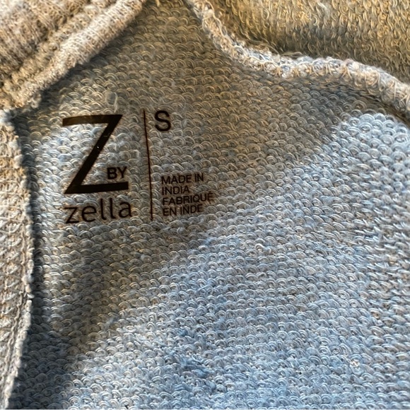 Z by Zella Girl sweatshirt - Picture 5 of 5